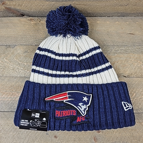 New Era New England Patriots NFL Football Lined Blue/Red/Cream Stocking Hat - Picture 1 of 9